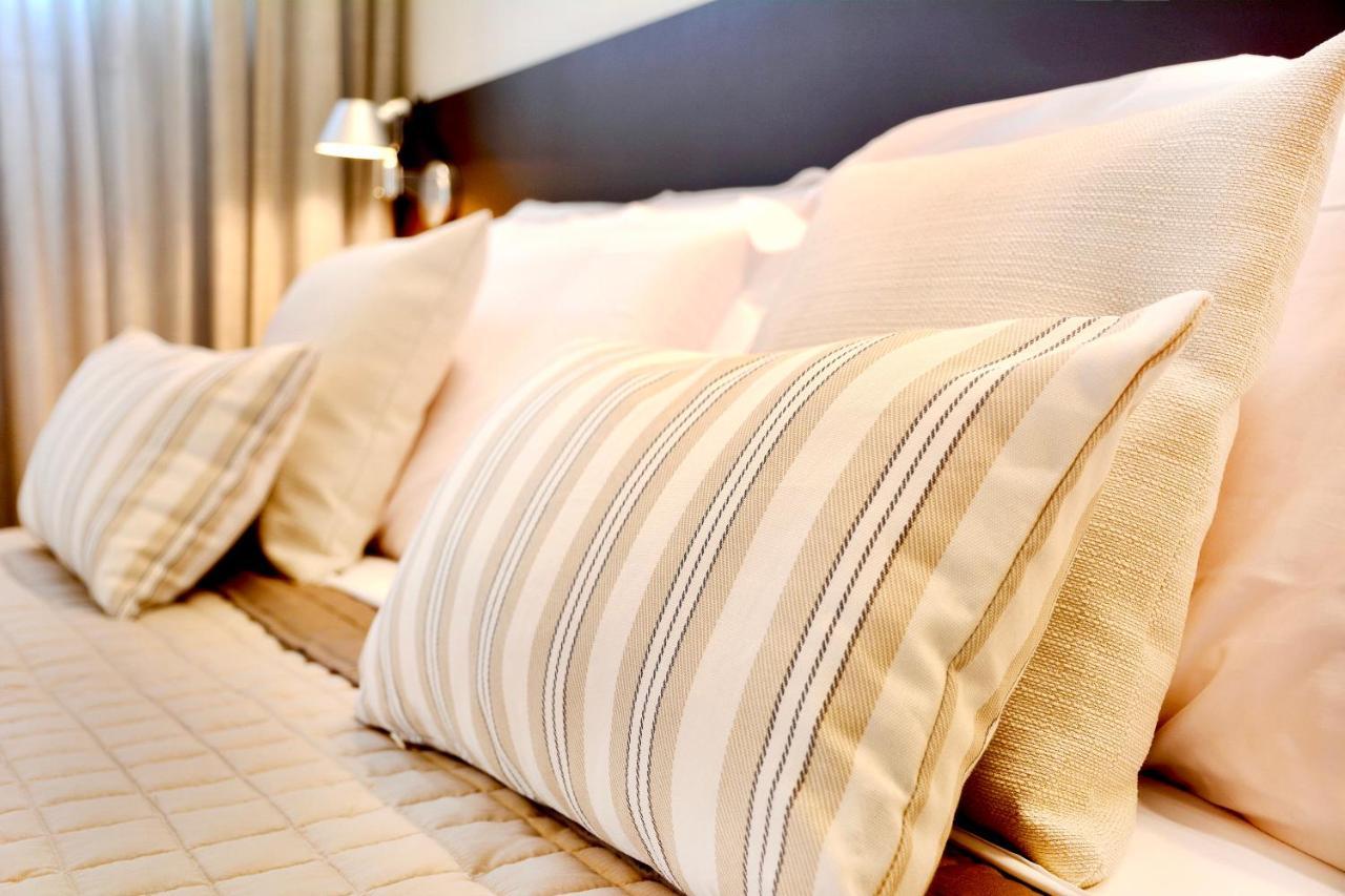 Deluxe Double Room with Balcony and Sea View