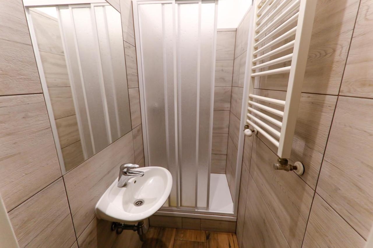 Bed in Gemengde Slaapzaal met 8 Bedden