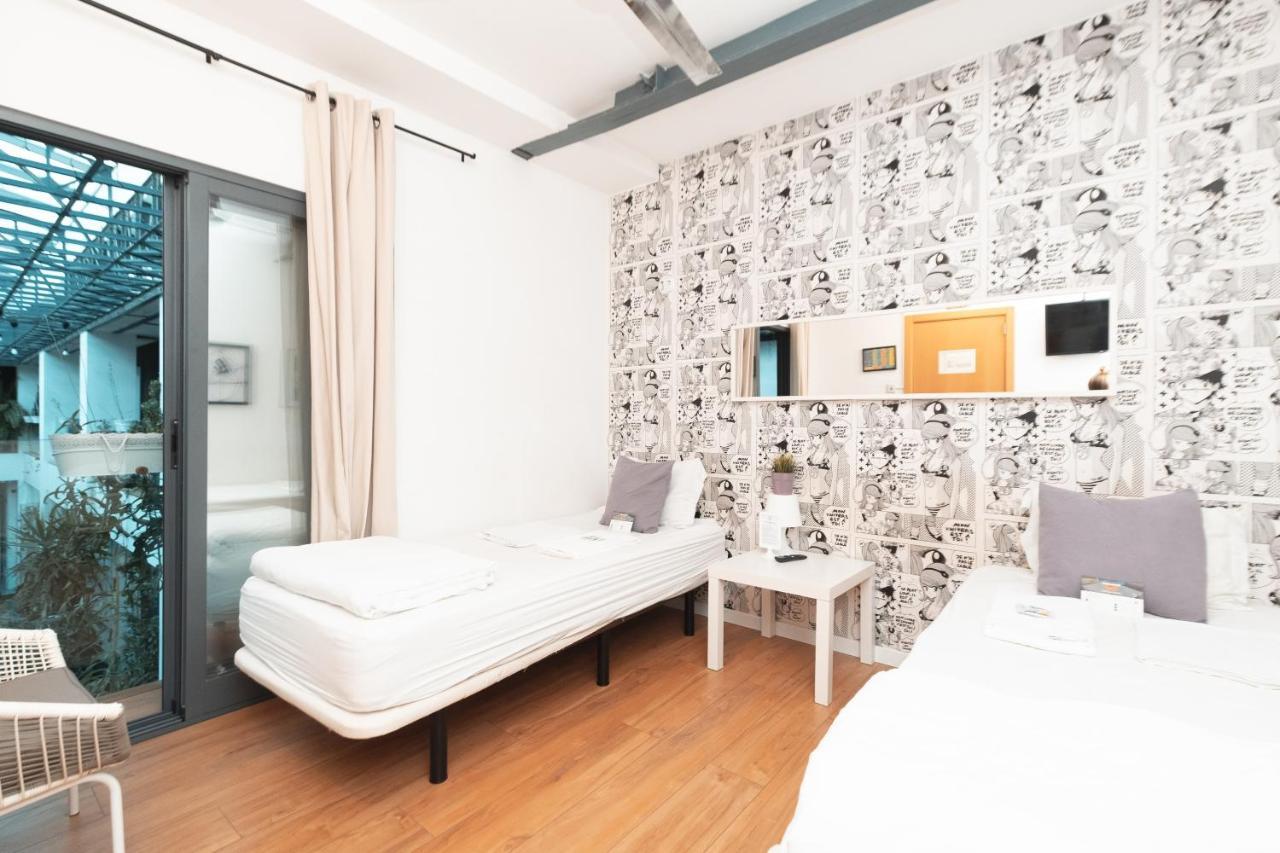 Twin Room with Shared Bathroom