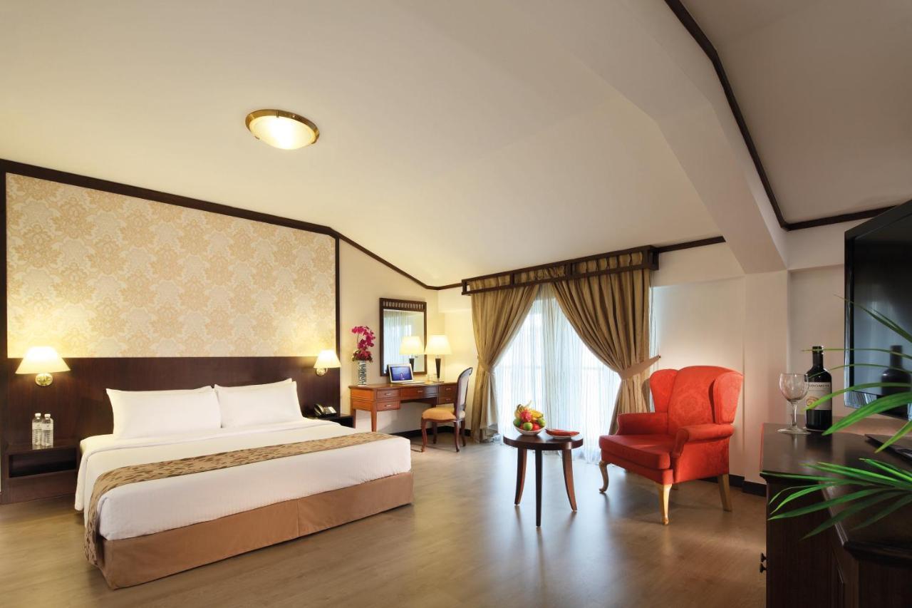 Premier Room