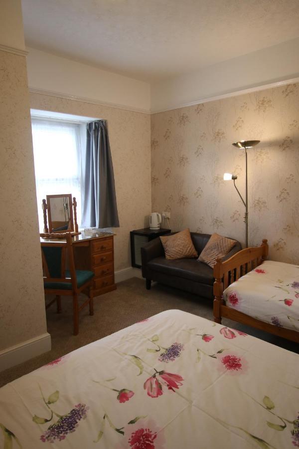 Classic Quadruple Room