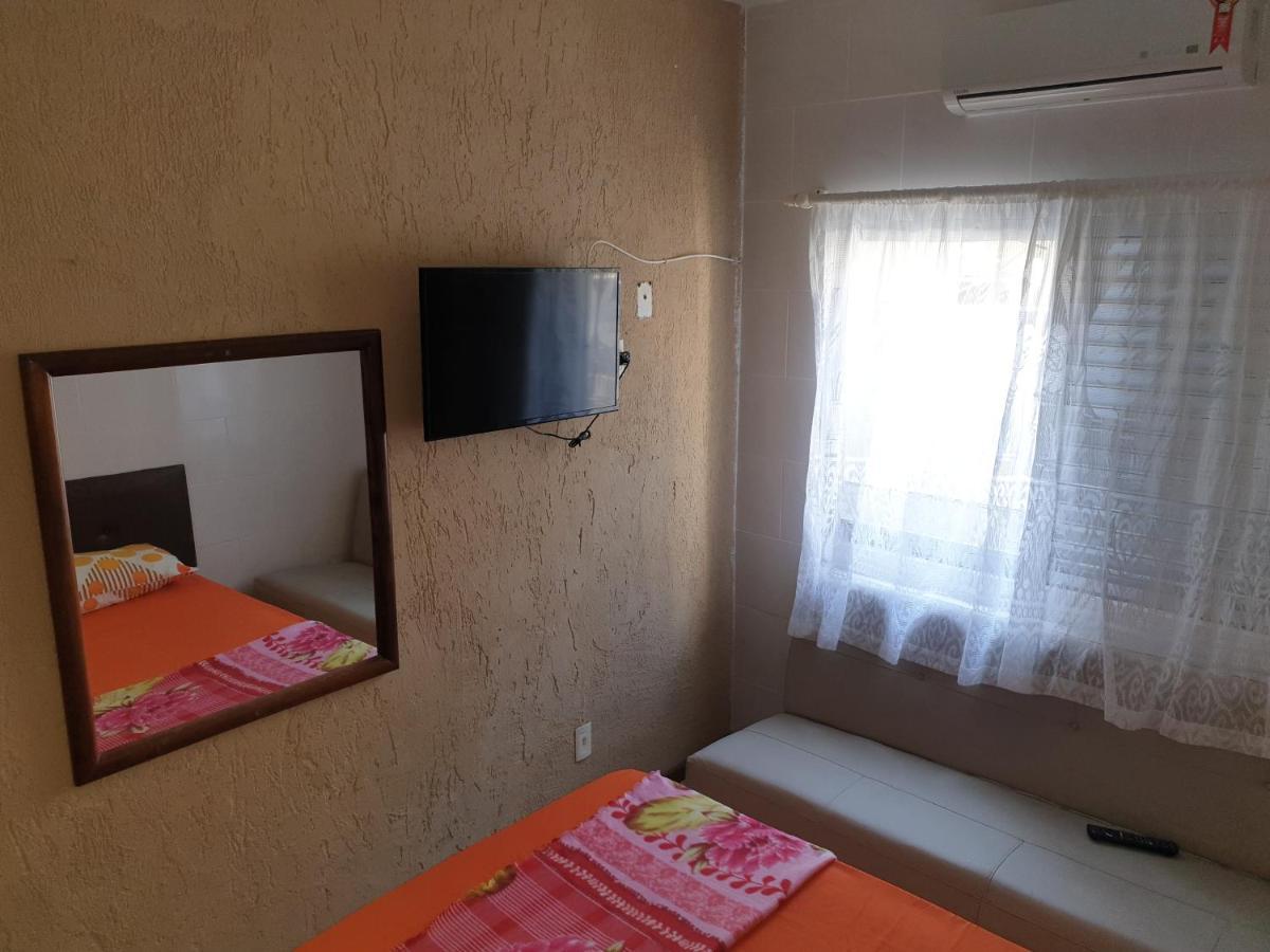 Quarto Duplo Deluxe (2 Adultos + 1 Criança)