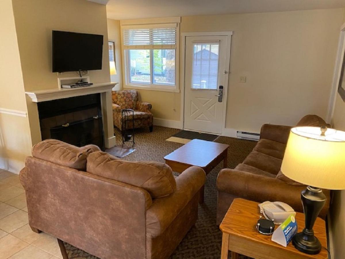 Two-Bedroom Apartment Suite