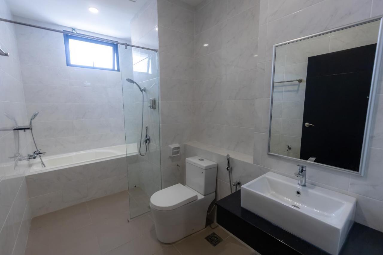 Family Room Bath