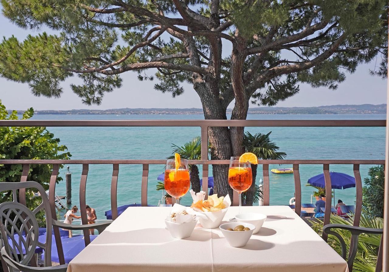 Superior Double or Twin Room with Lake View