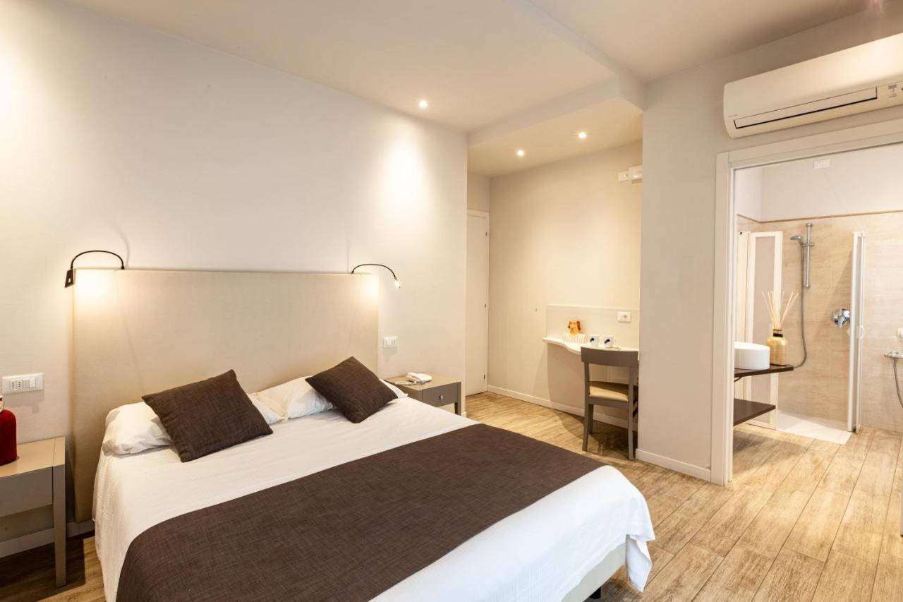 Comfort Double or Twin Room with Partial Lake View - Annex