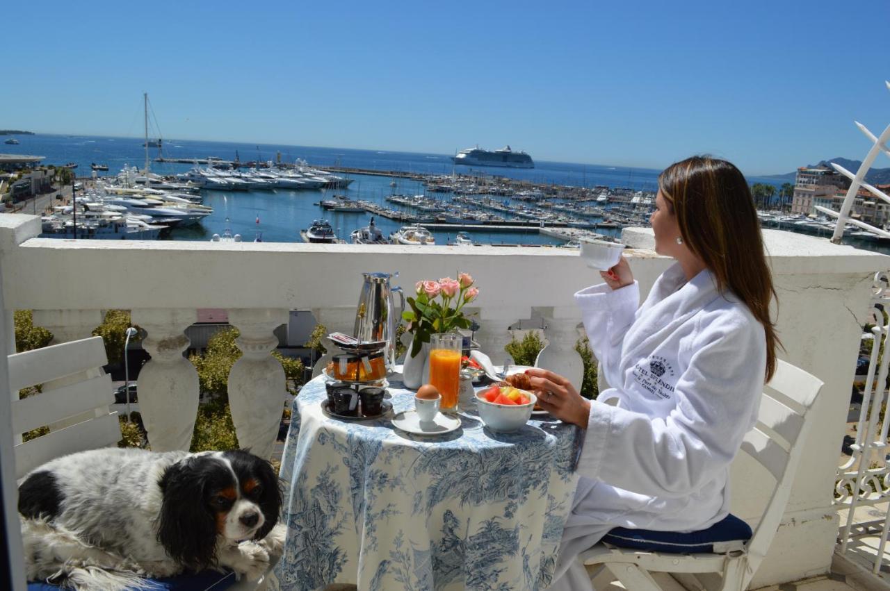 Familiensuite mit angrenzenden Zimmern und Meer- und Stadtblick