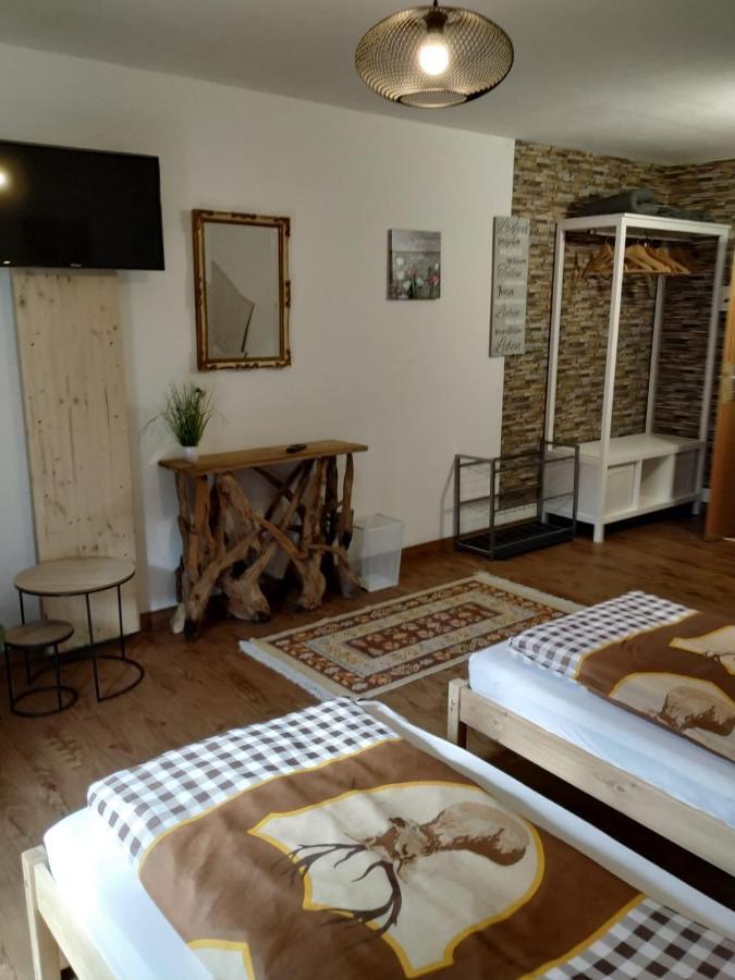 Tweepersoonskamer met 1 of 2 Bedden en Balkon