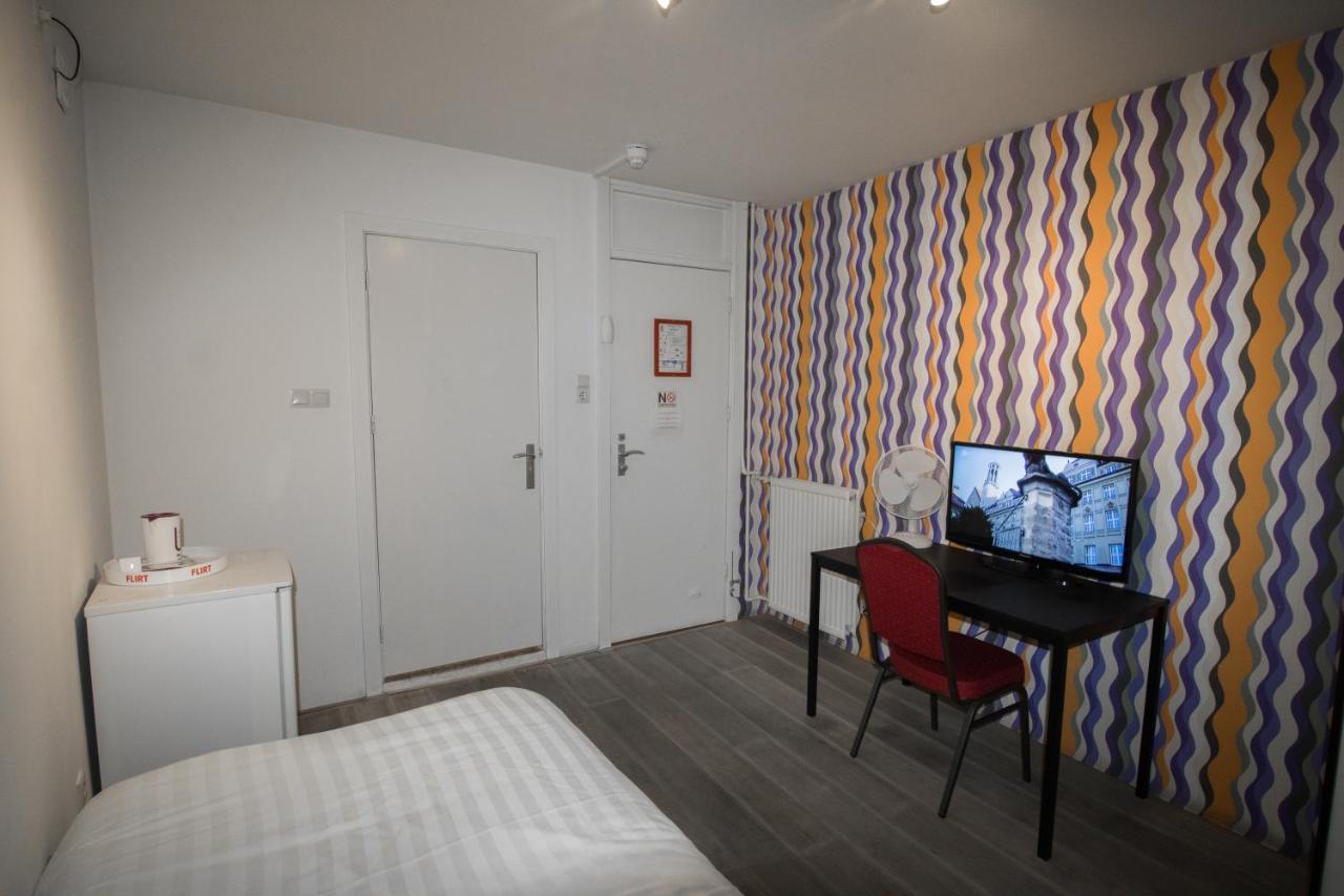 Eenpersoonskamer met Eigen Badkamer