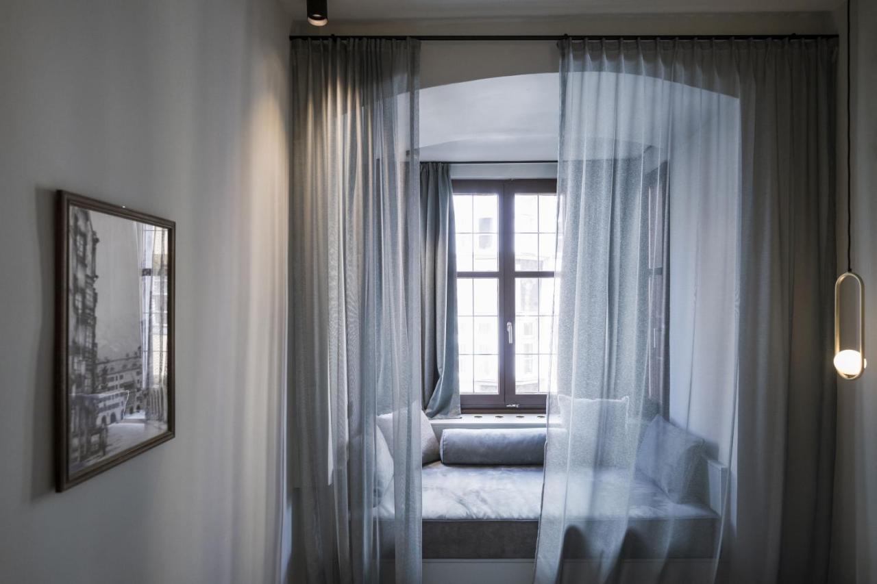 Medium Double Room with Golden Roof View