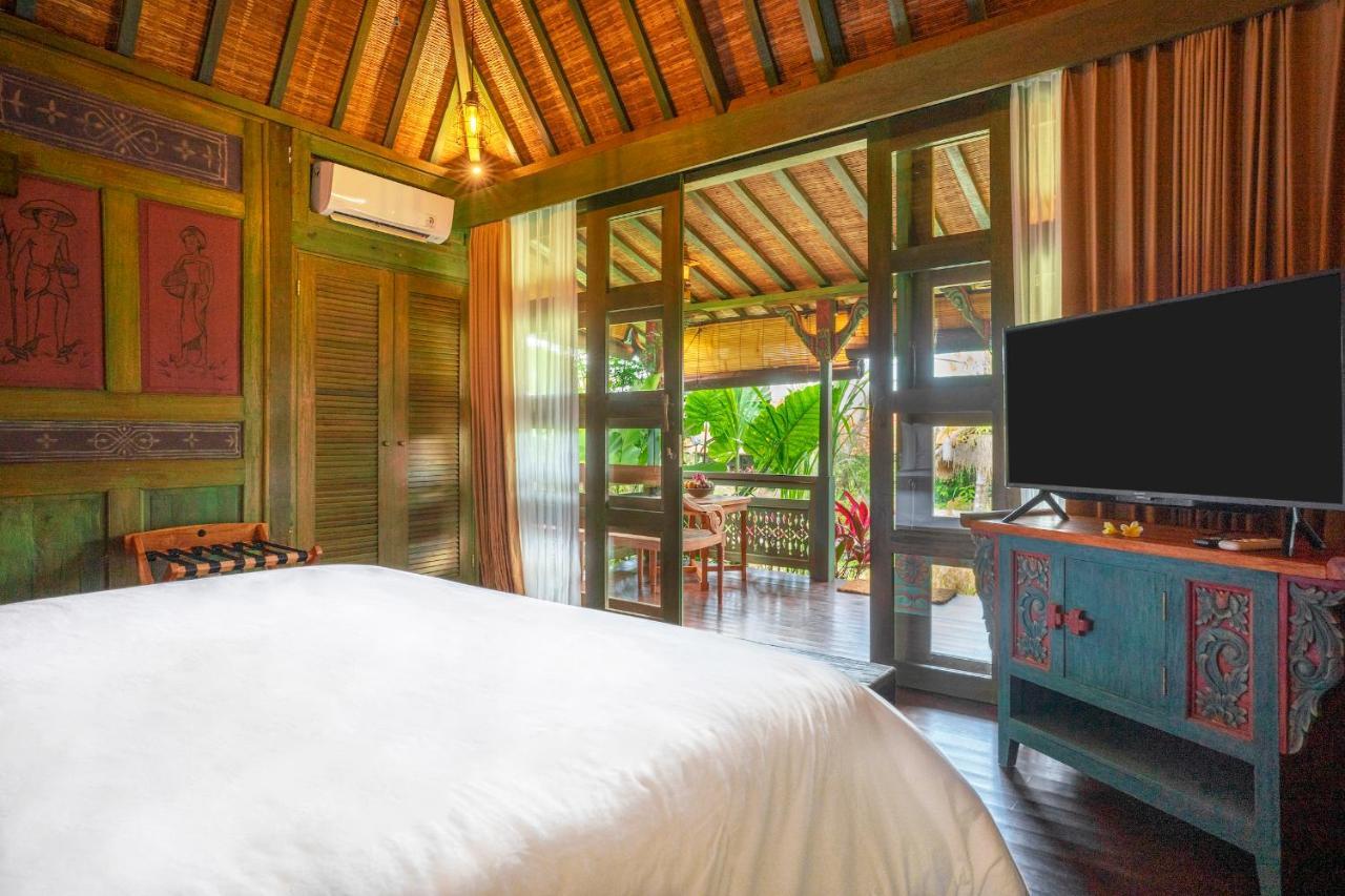 Wooden Suite