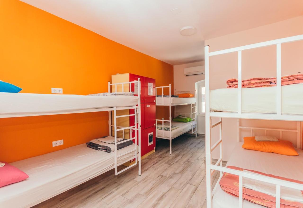 Posto Letto in Dormitorio per 6 Persone