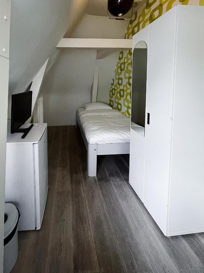 Eenpersoonskamer met Gedeelde Badkamer