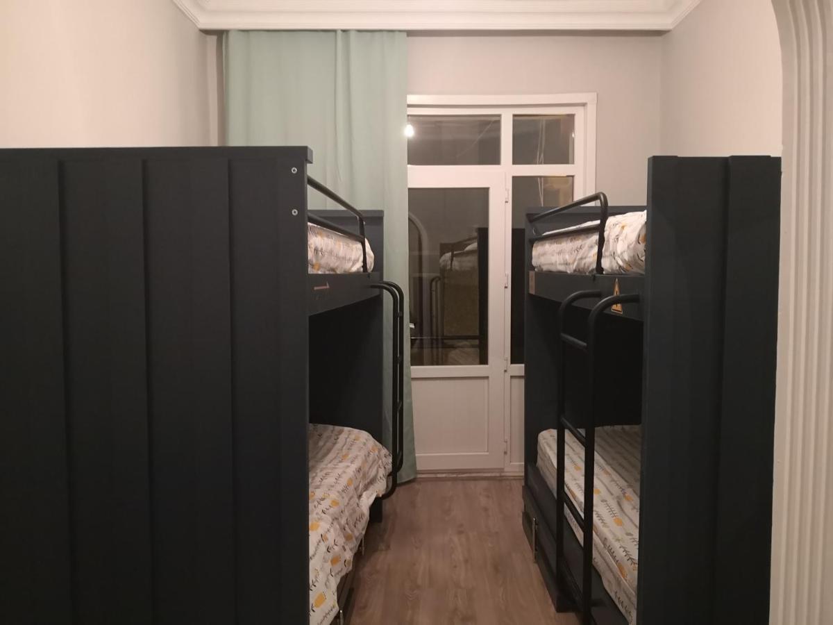 Lit Simple dans Dortoir de 4 Lits
