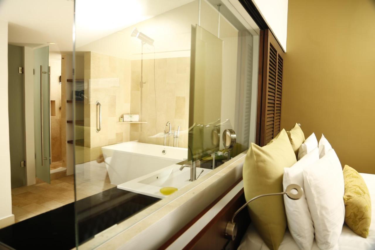 Intercontinental Club Room with Ocean View,1273561252:JPEG