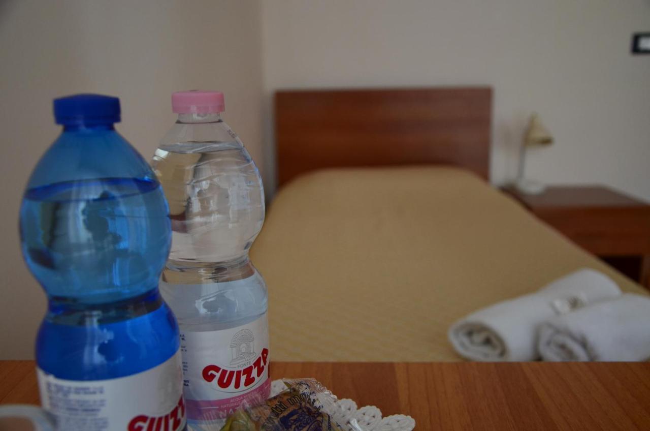 Camera Singola con Bagno in Comune
