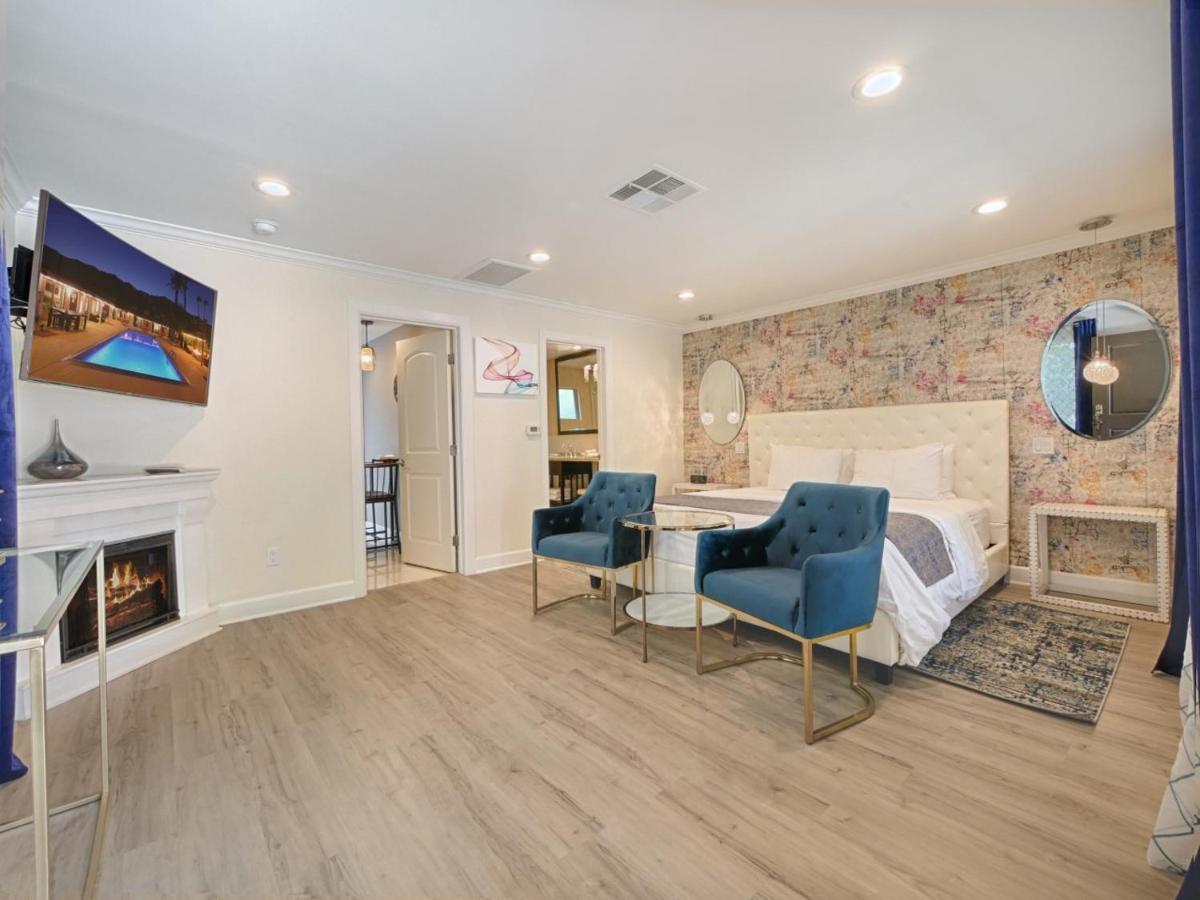 King Room with Mountain View