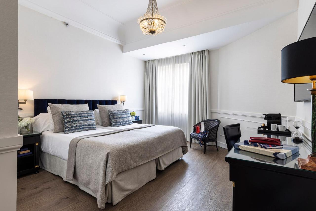 Double or Twin Room Balcony