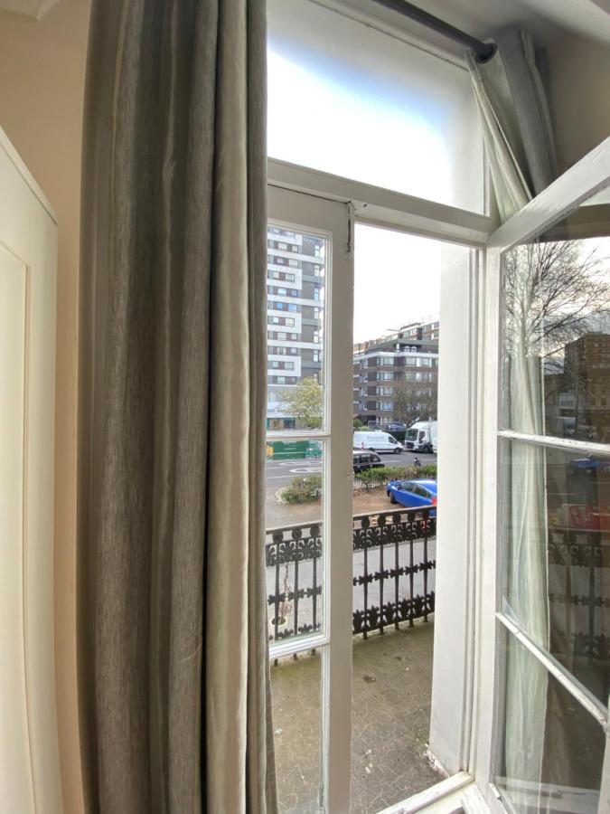 Doppelzimmer mit Balkon