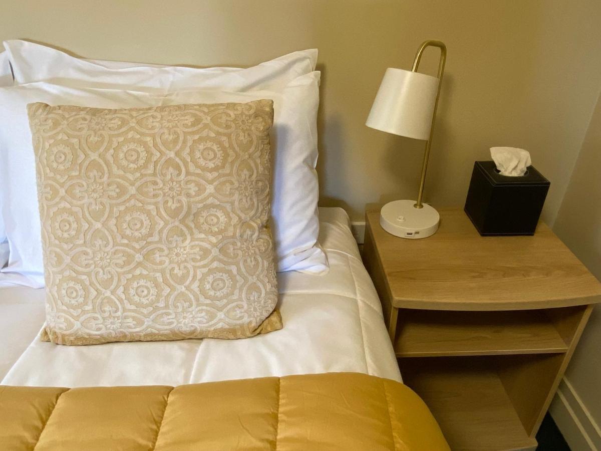 Queen Suite Spa Bath