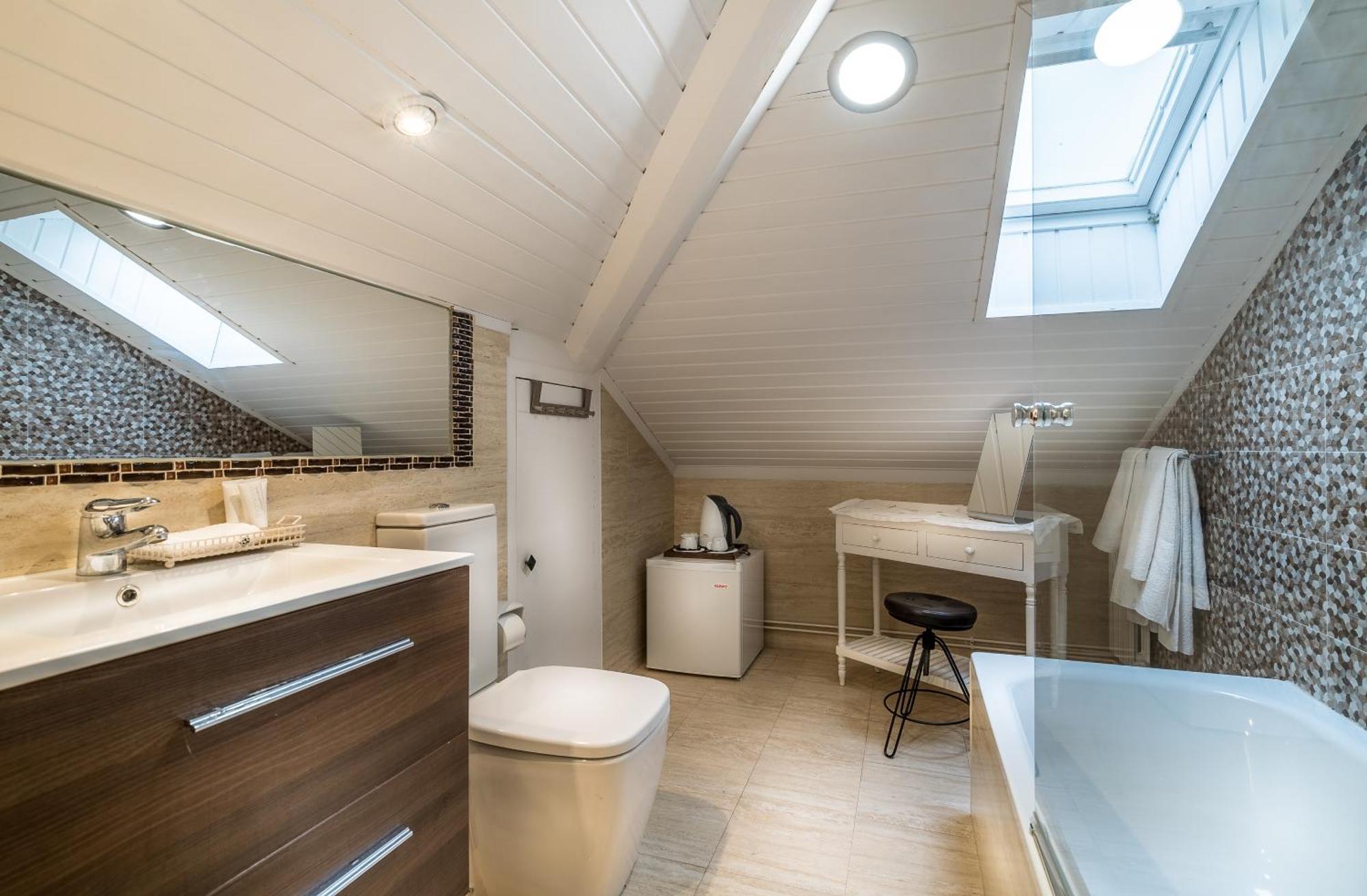 Double Attic Room with Ocean View