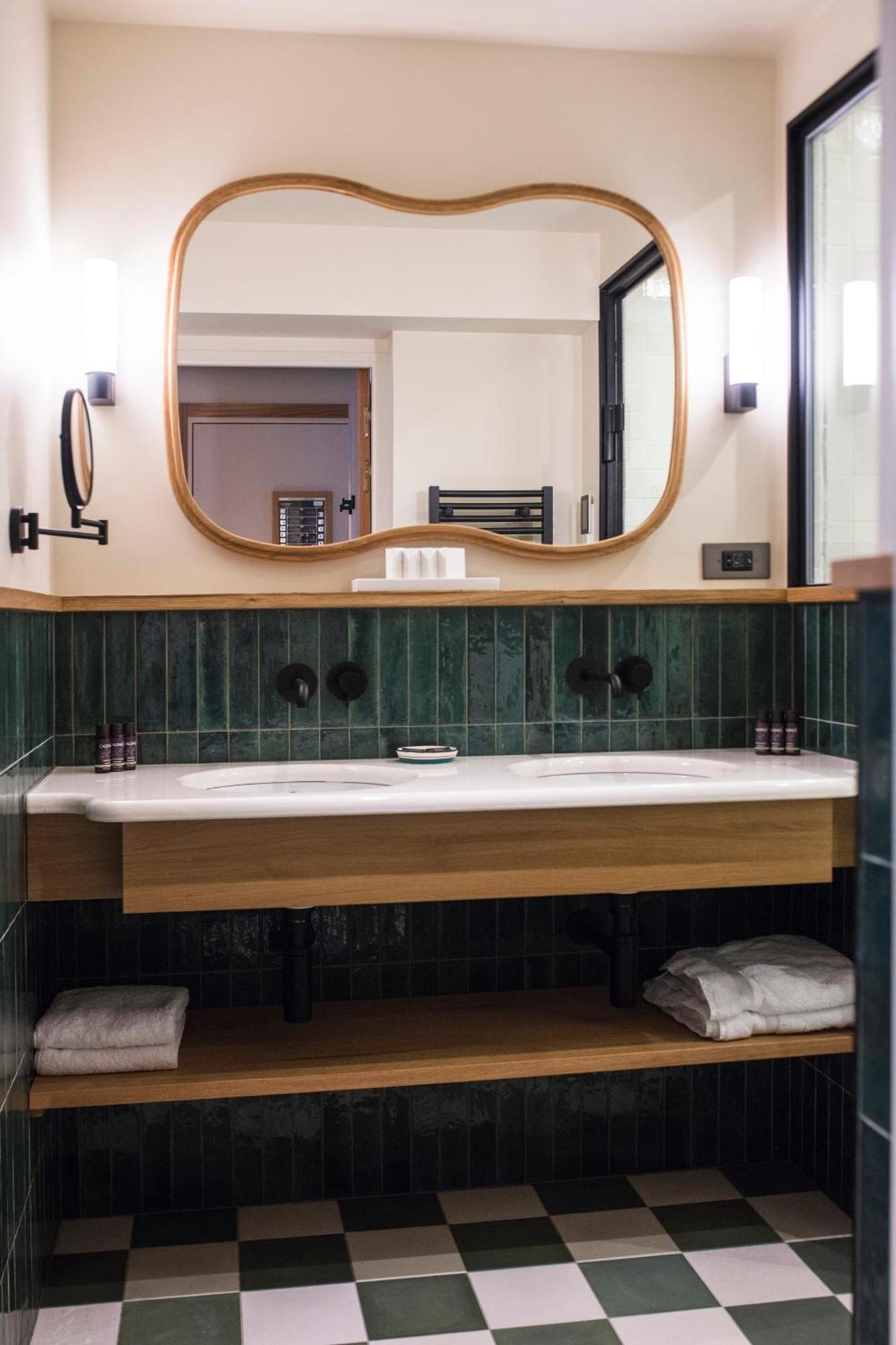 Standard Doppelzimmer mit Terrasse und Meerblick