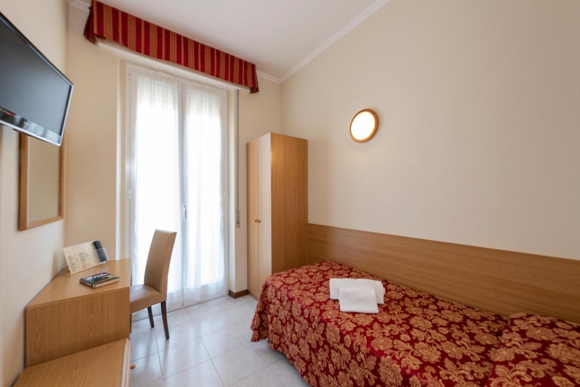 Habitación Individual Amplia