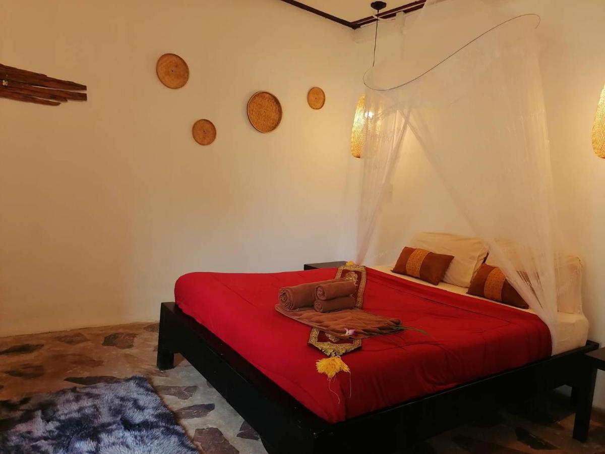 Quarto Duplo Deluxe com Varanda e Vista do Mar