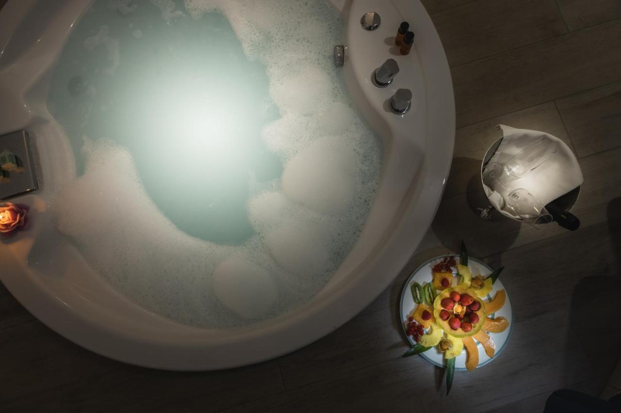 Deluxe Double or Twin Room with Spa Bath