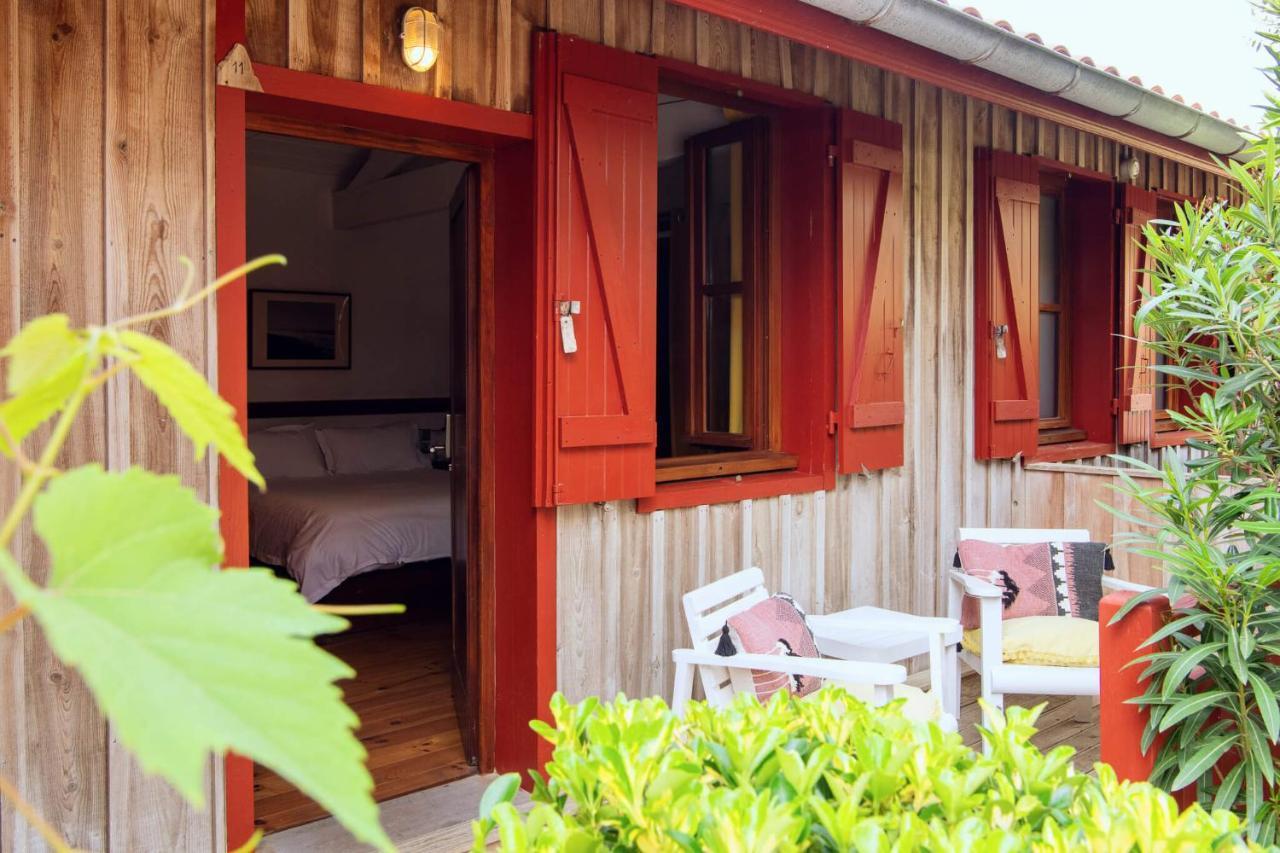 Suite avec Vue sur Jardin - Non-Acceptable Les Chiens