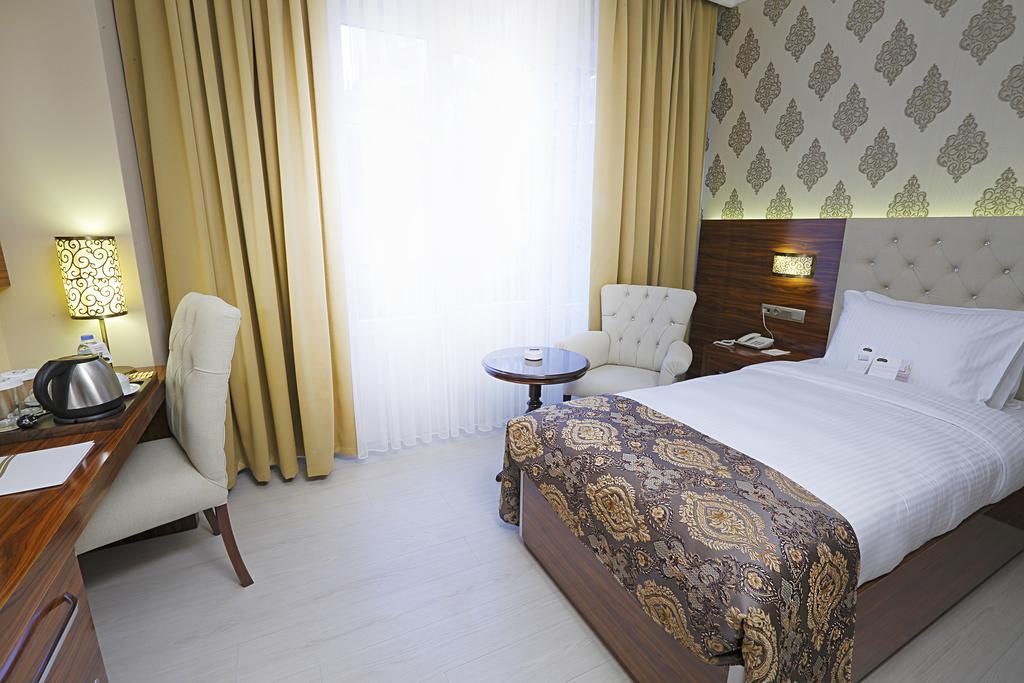 Deluxe Single Room,1589108757:JPEG