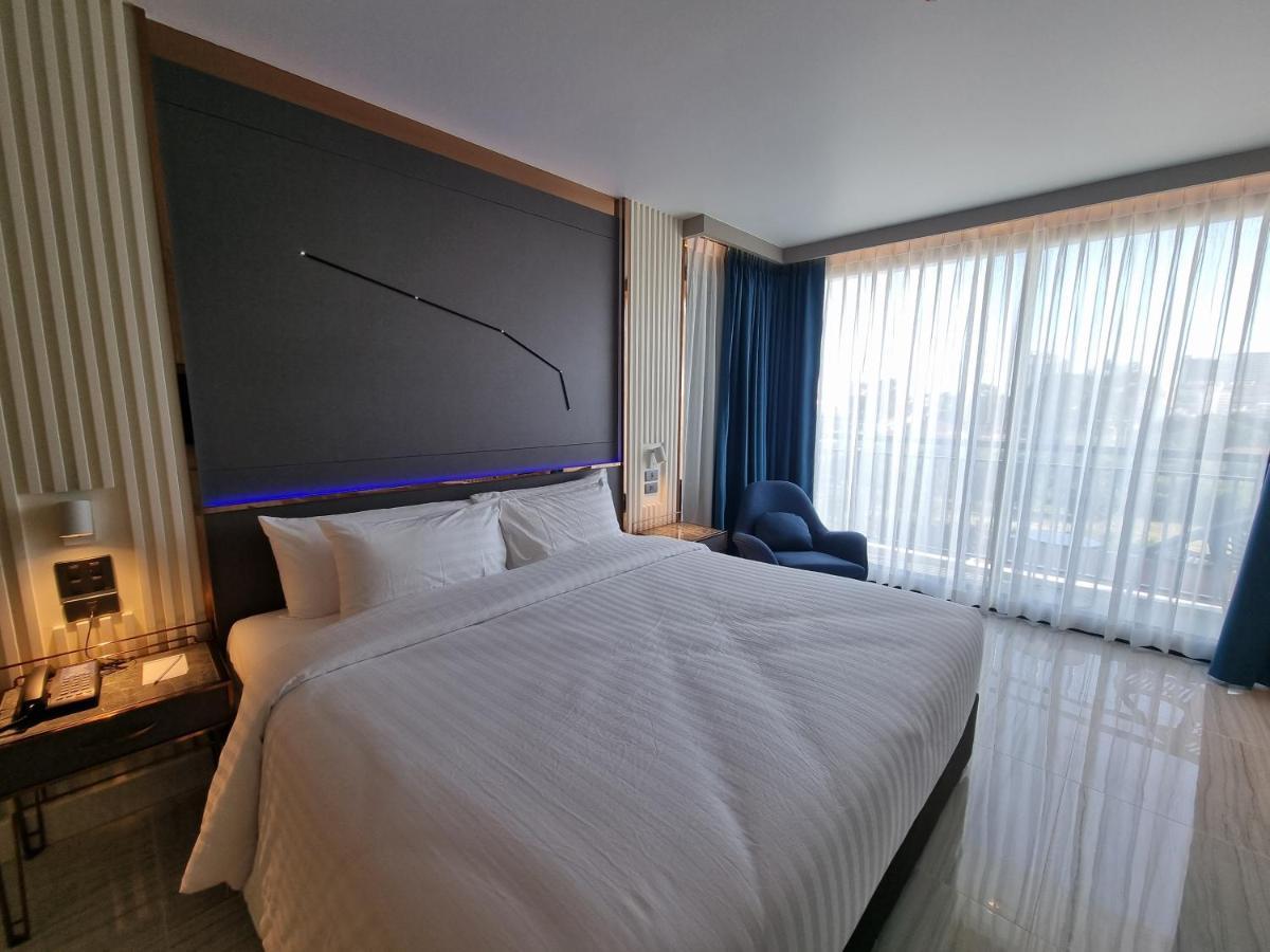 Deluxe Double Room Balcony Tower Dee