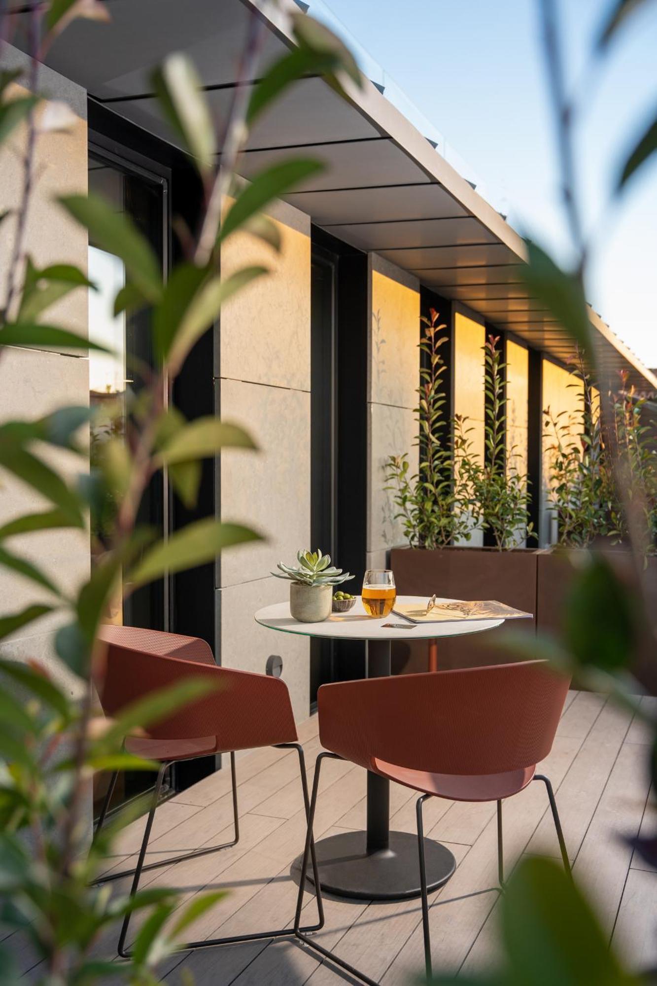 Superior Kamer met Kingsize Bed en Terras