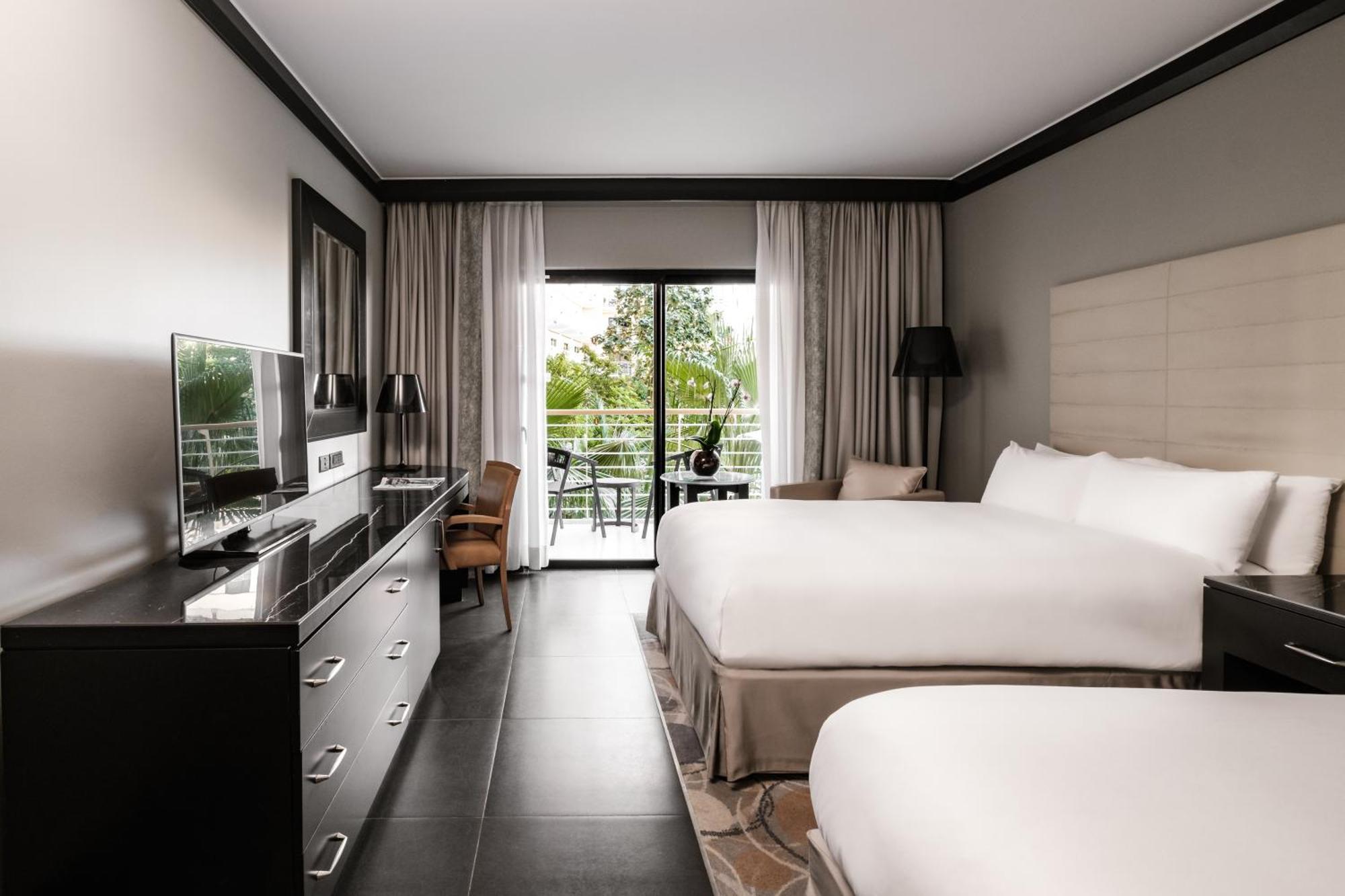 Habitación Doble Clásica con vistas al jardín - 2 camas dobles