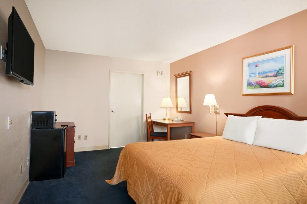 Chambre Lit Queen-Size pour Personnes à Mobilité Réduite - Non-Fumeurs