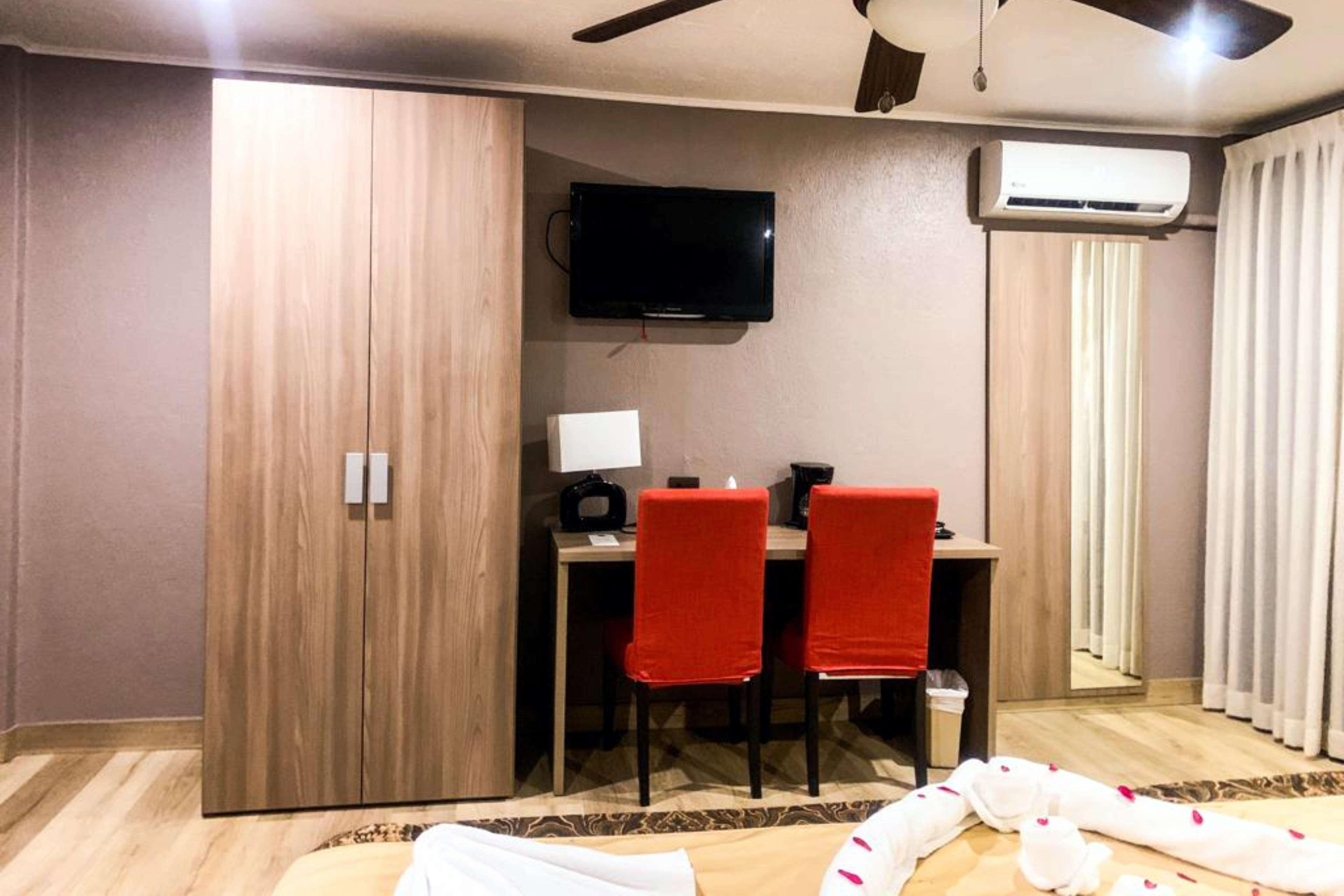 King Room Non-Smoking