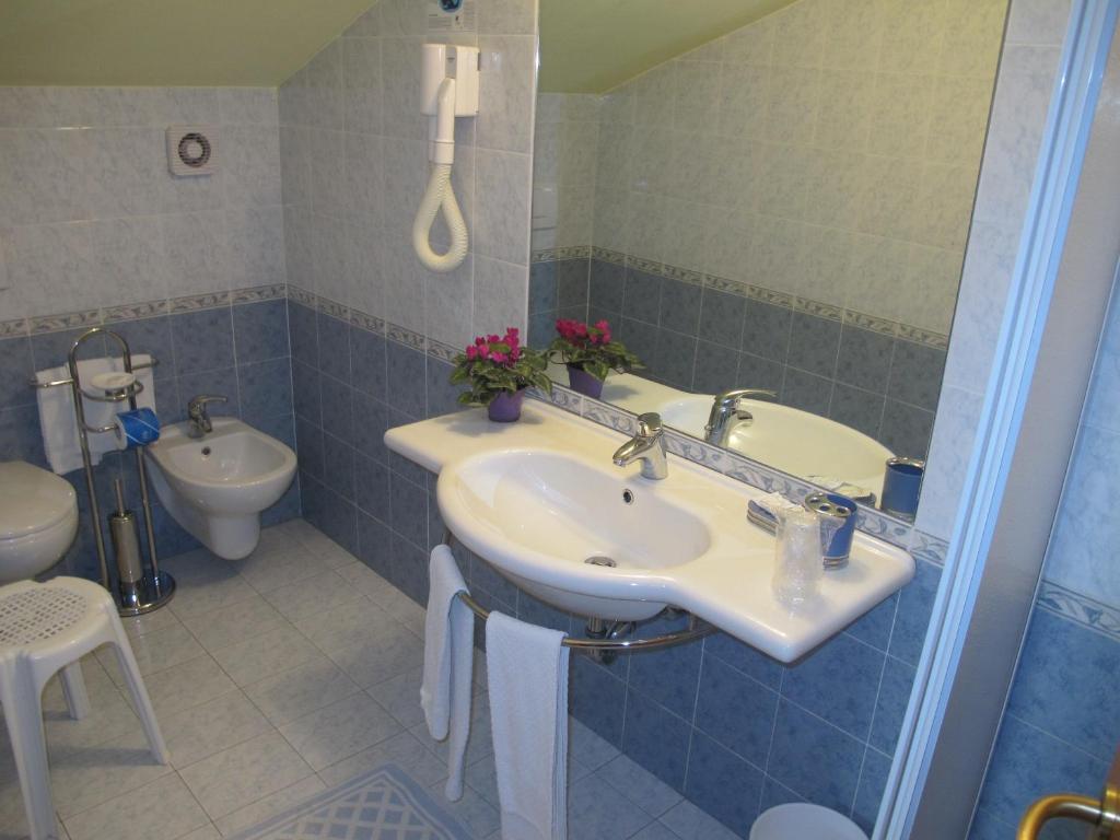 Double or Twin Room,13153023:JPEG