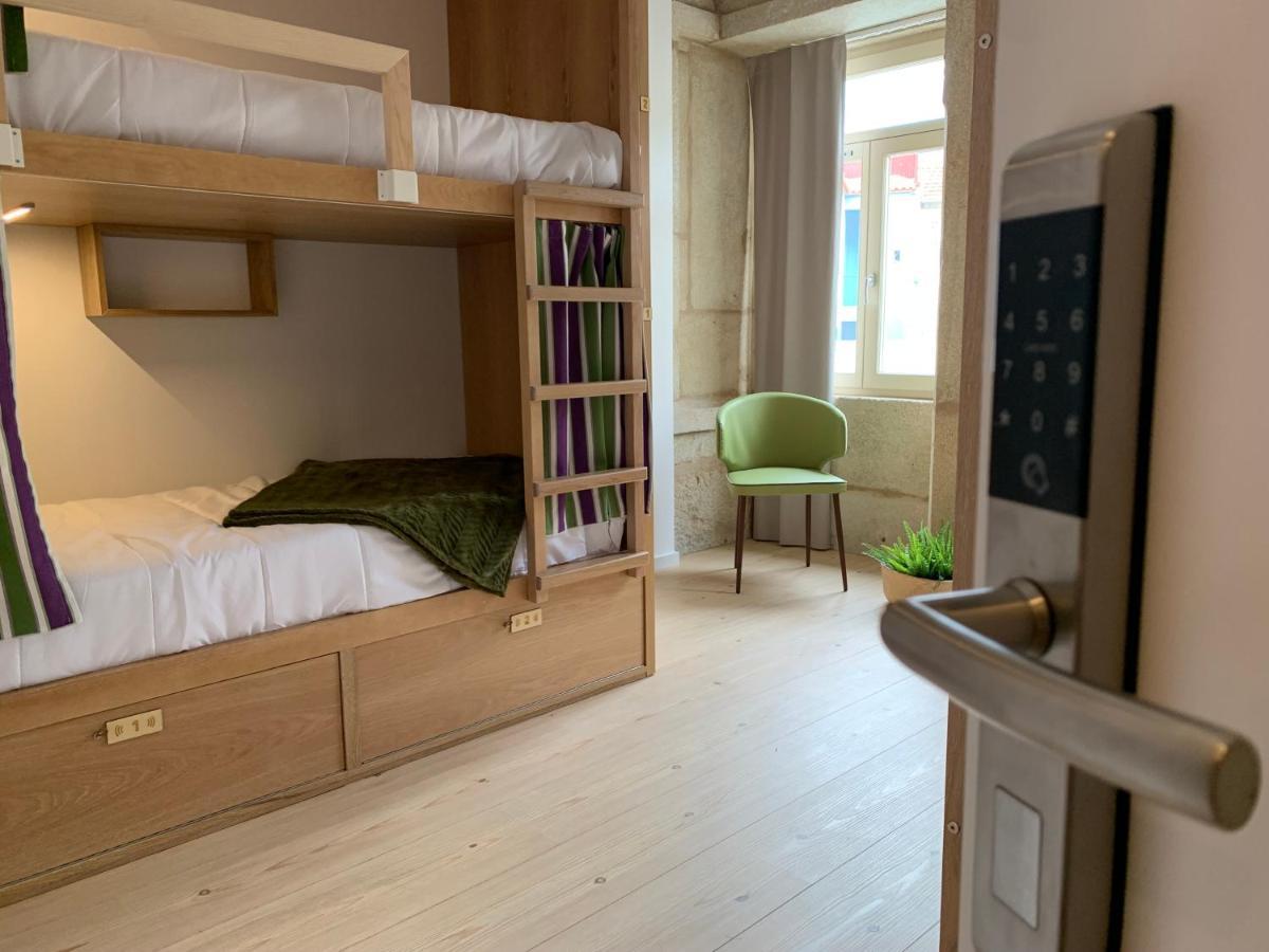 Posto Letto in Dormitorio Misto con 4 Letti