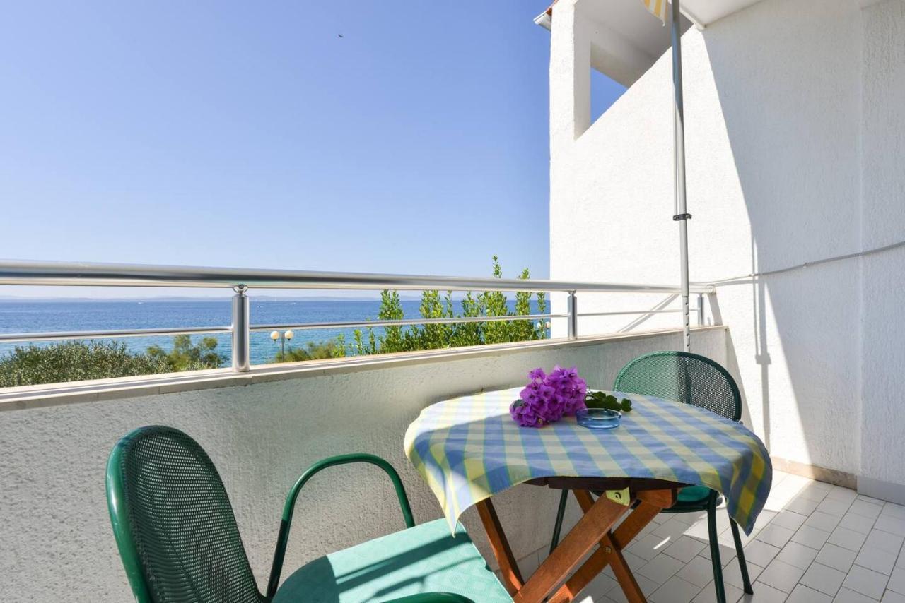 Doppelzimmer mit Balkon und Meerblick