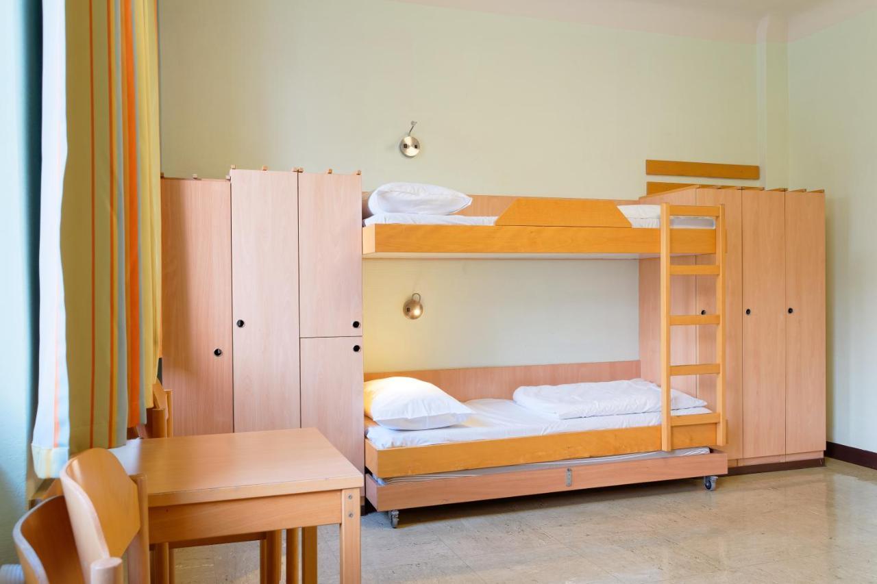 Chambre Lits Jumeaux avec Salle de Bains Privative