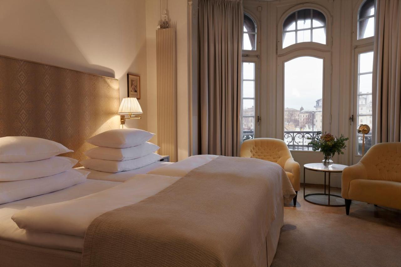 Deluxe Sea View Room