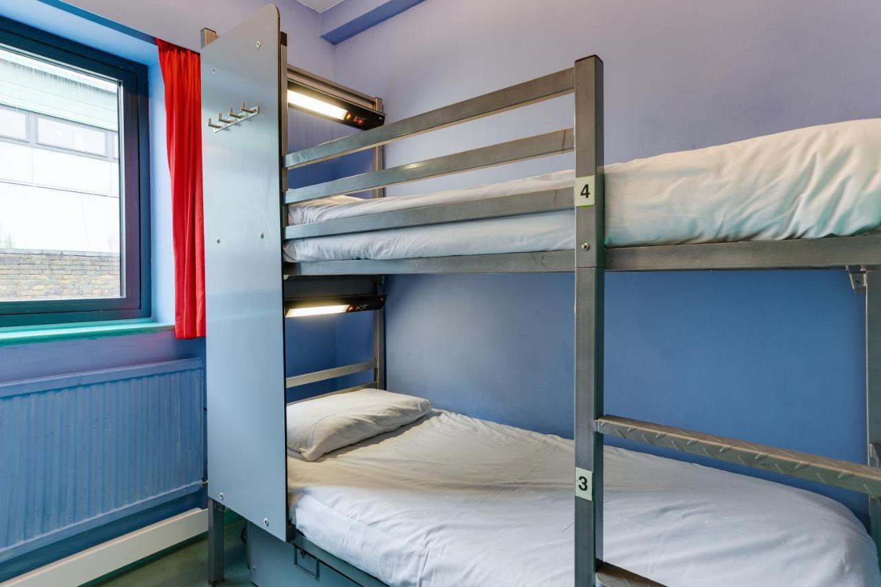 Cama em Dormitório Misto para 4 Pessoas