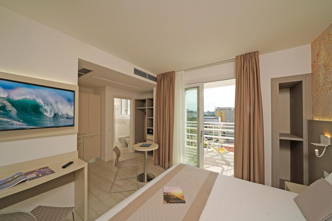 Luxury Room Spa Bath Access