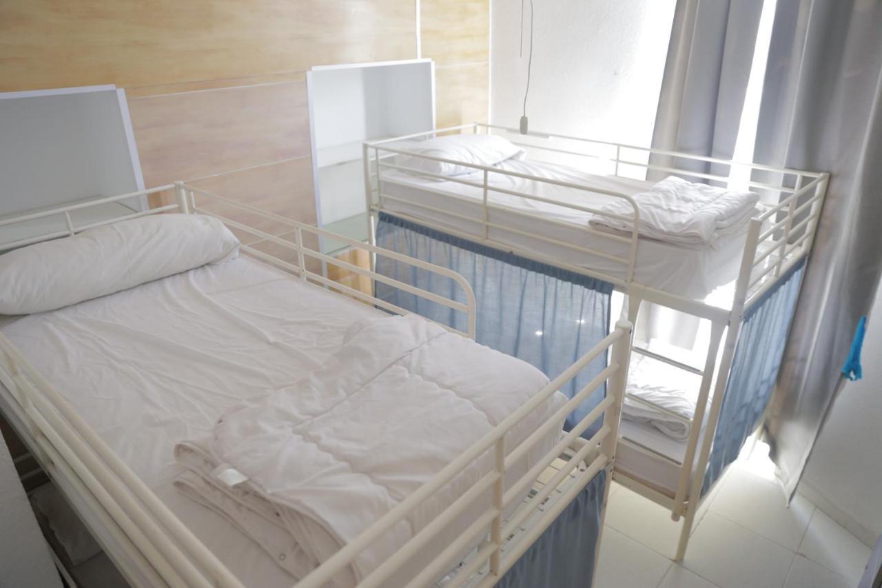 Bed 4-Bed Dormitory Room