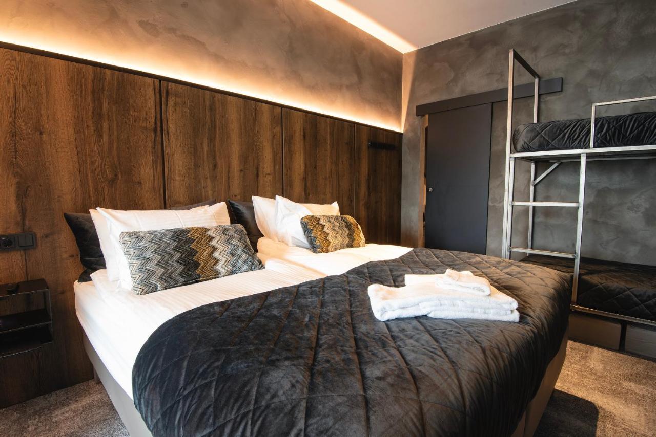 Deluxe Double Room Bath
