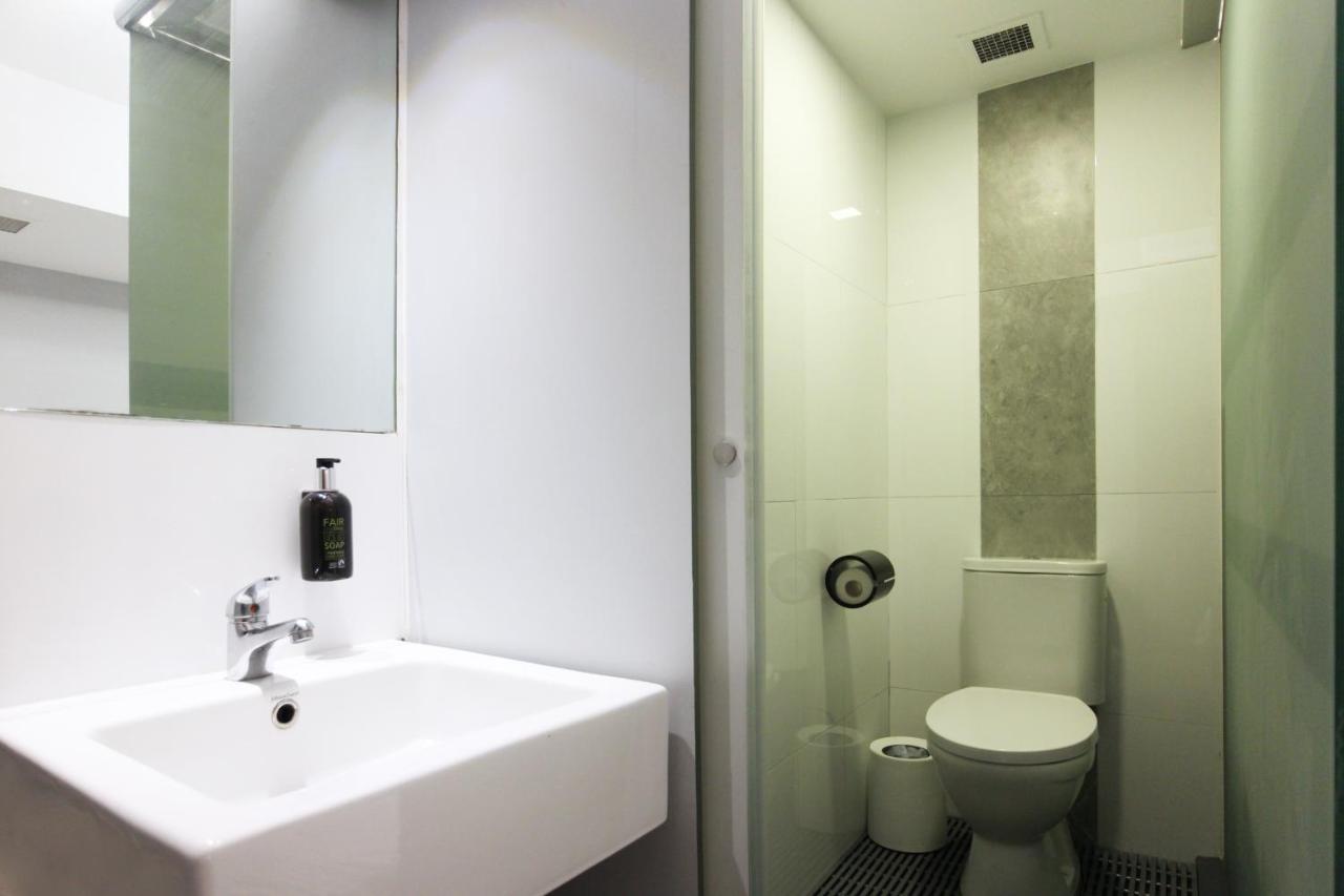 Cabin M, Window, Private Bathroom