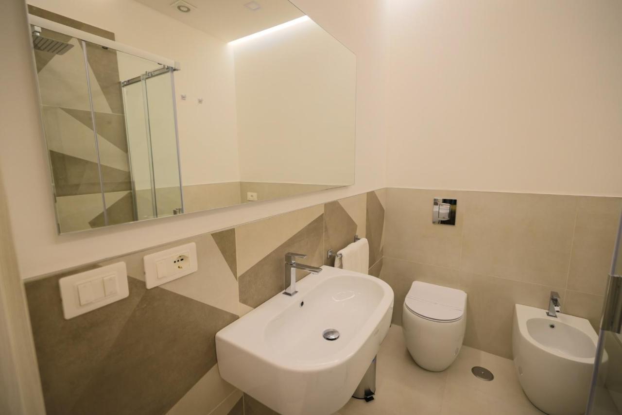 Camera Matrimoniale con Bagno Privato