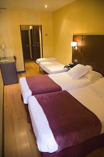 Triple Room