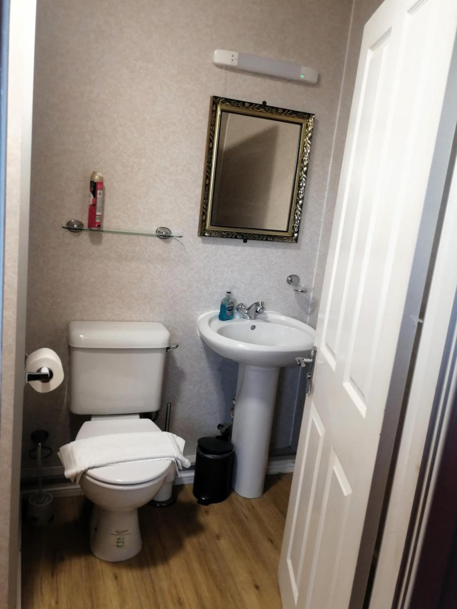 Triple Room,1516351543:JPEG
