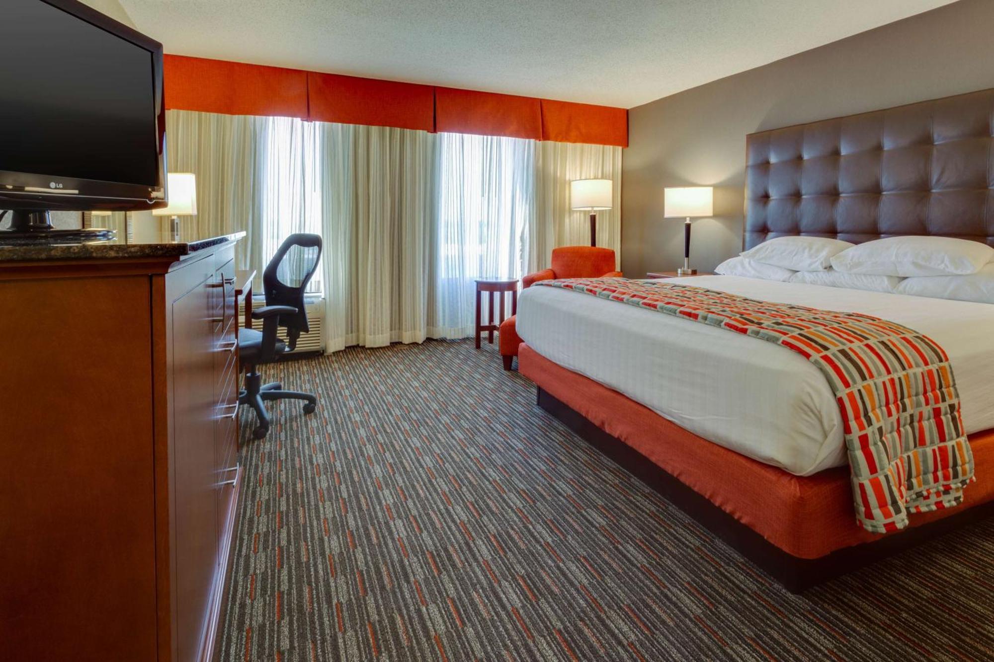 Deluxe King Room,1651187902:JPEG
